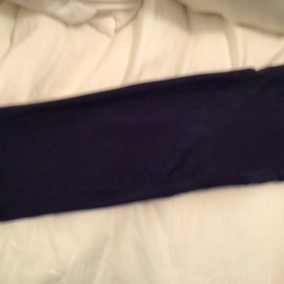 Navy blue, size medium Ongasoft leggings - Picture 3 of 4